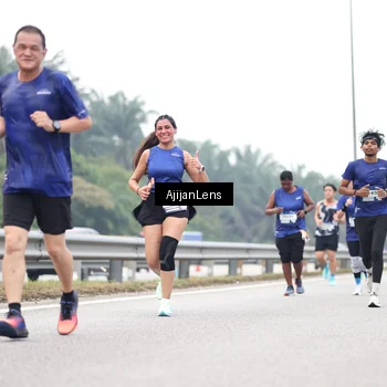 Runner Photo 7409830