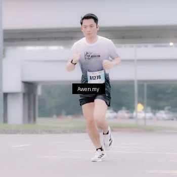 Runner Photo 7409845