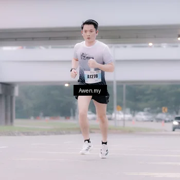 Runner Photo 7409859