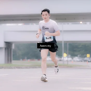 Runner Photo 7409864