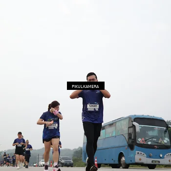 Runner Photo 7409885