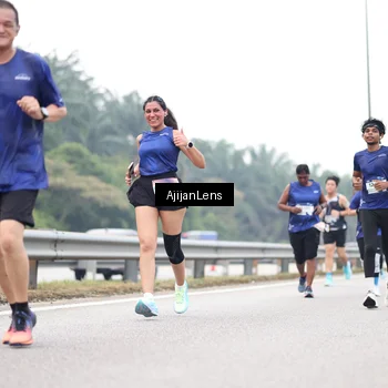 Runner Photo 7409889