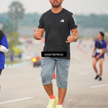 Runner Photo 7409894