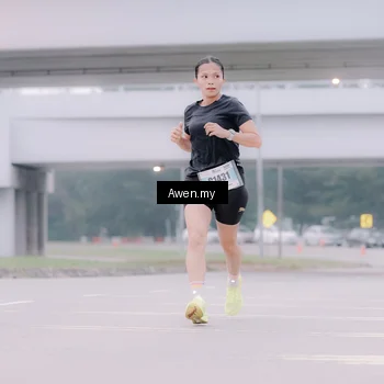 Runner Photo 7409912