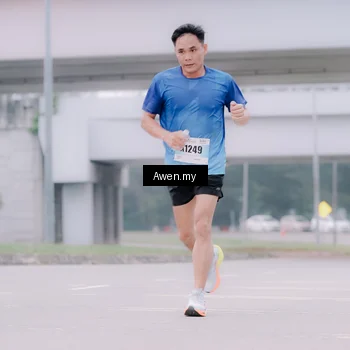 Runner Photo 7409931