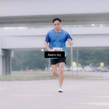 Runner Photo 7409957