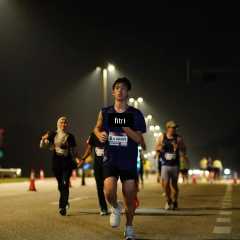 Runner Photo 7409958