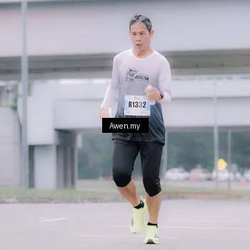 Runner Photo 7409961