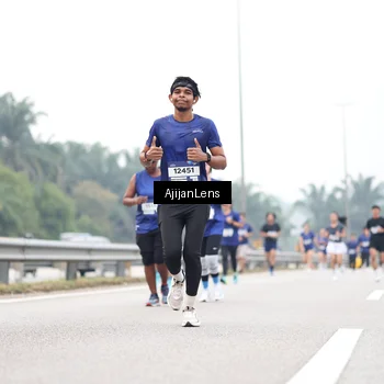 Runner Photo 7409973