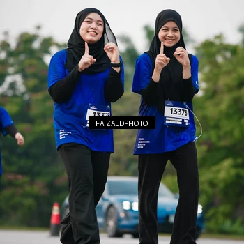 Runner Photo 7409976