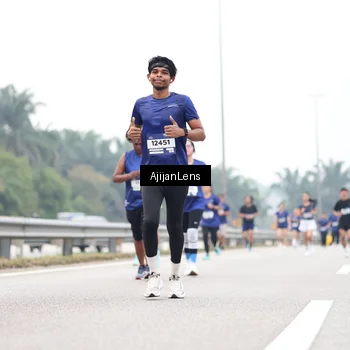 Runner Photo 7409982