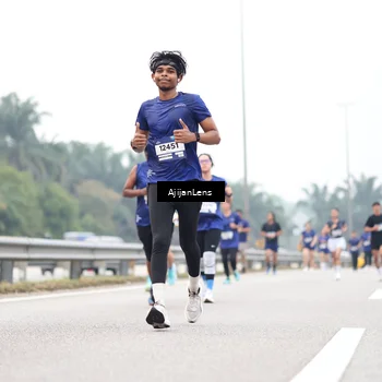 Runner Photo 7410000