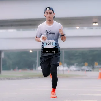 Runner Photo 7410016
