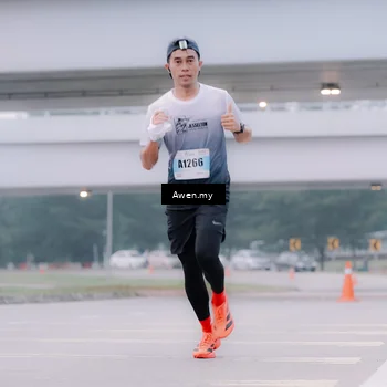 Runner Photo 7410017