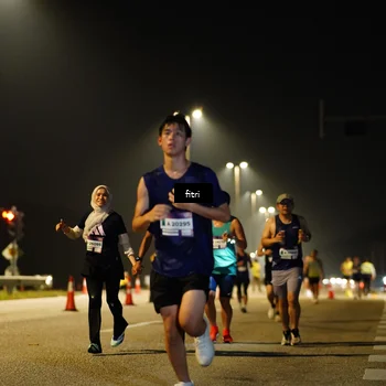 Runner Photo 7410037