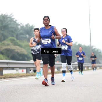 Runner Photo 7410043