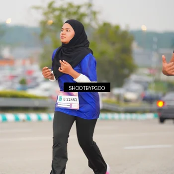 Runner Photo 7410048