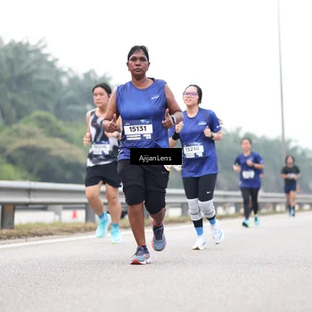 Runner Photo 7410080