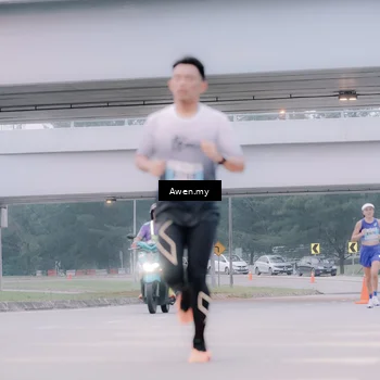 Runner Photo 7410093