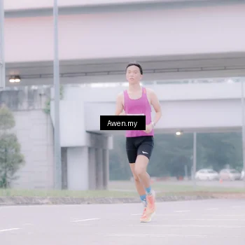 Runner Photo 7410131