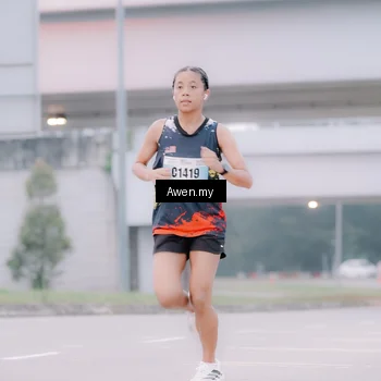 Runner Photo 7410136