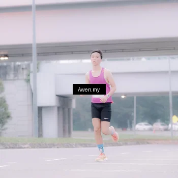 Runner Photo 7410158