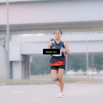 Runner Photo 7410165