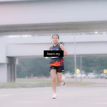 Runner Photo 7410174