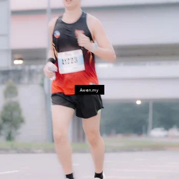 Runner Photo 7410188