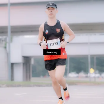 Runner Photo 7410190