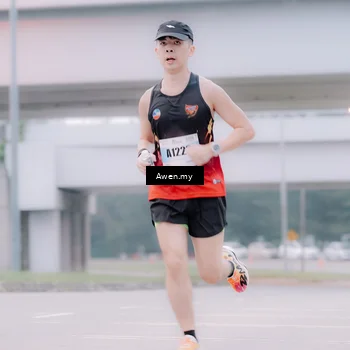 Runner Photo 7410191