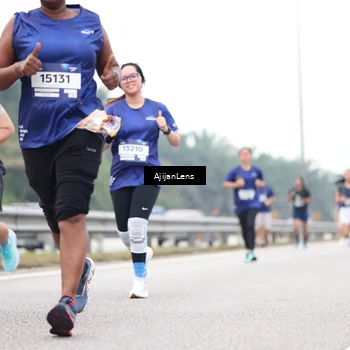 Runner Photo 7410201