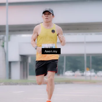Runner Photo 7410206
