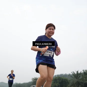 Runner Photo 7410207