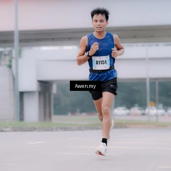 Runner Photo 7410250