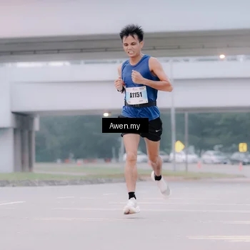 Runner Photo 7410265