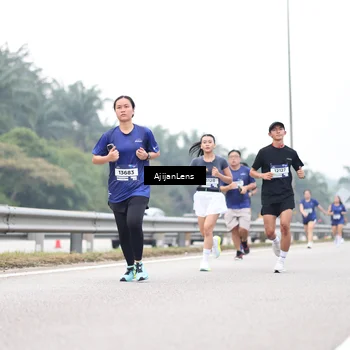 Runner Photo 7410270