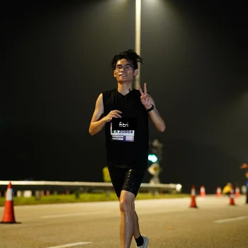 Runner Photo 7410275