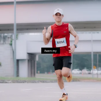 Runner Photo 7410281