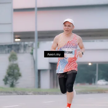 Runner Photo 7410308