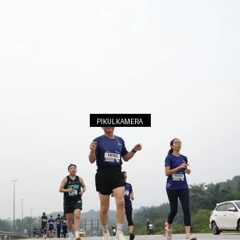 Runner Photo 7410321