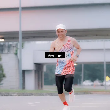 Runner Photo 7410325