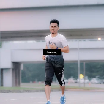 Runner Photo 7410356