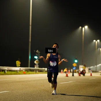 Runner Photo 7410362