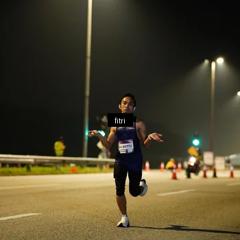 Runner Photo 7410372