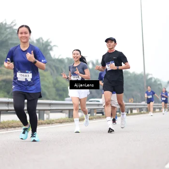 Runner Photo 7410401