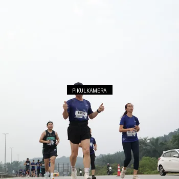 Runner Photo 7410410
