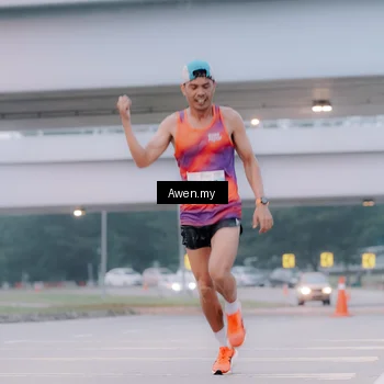 Runner Photo 7410418