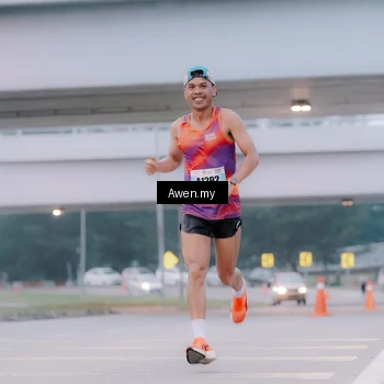 Runner Photo 7410421