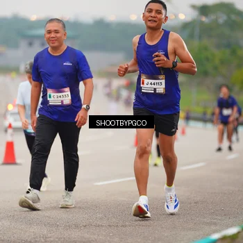 Runner Photo 7410427
